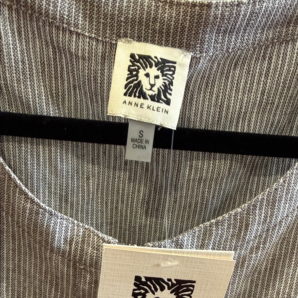 Anne Klein Gray Striped Sleeveless Blouse - Picture 2 of 7